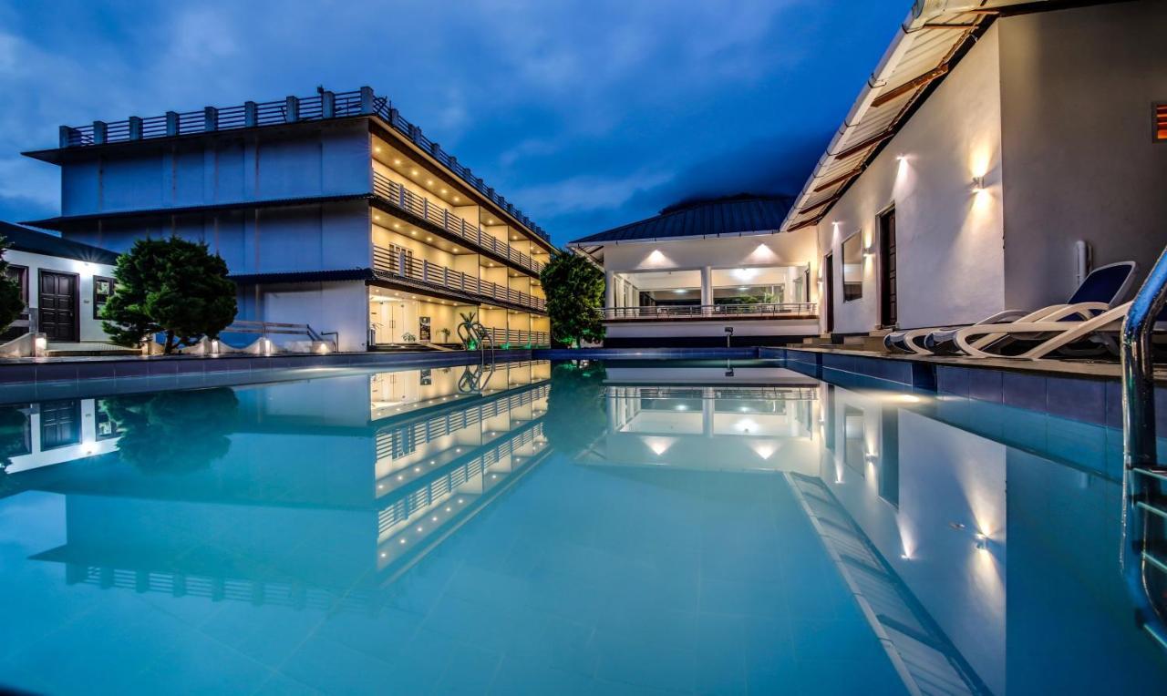Misty Garden Resort And Spa 蒙纳 外观 照片